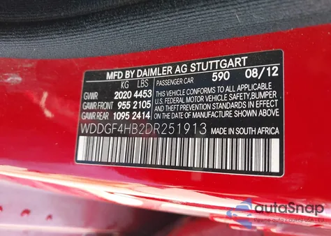 2013 Mercedes-Benz C 250 Sport z USA, uszkodzony, nr VIN WDDGF4HB2DR251913